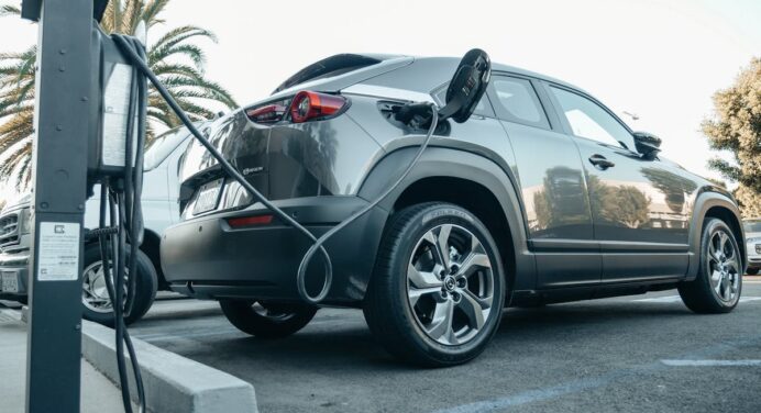 Carros Elétricos 5 opções Comercializados no Brasil: Vantagens e Desvantagens da Nova Tecnologia